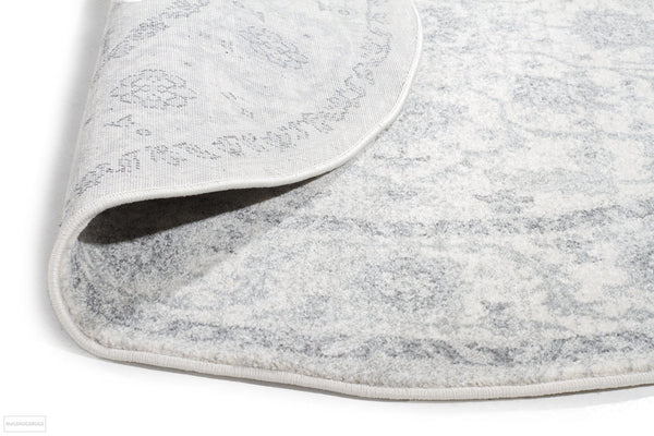 Evoke Winter White Transitional Round Rug