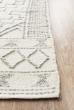 Salena Rug Ivory - Modern