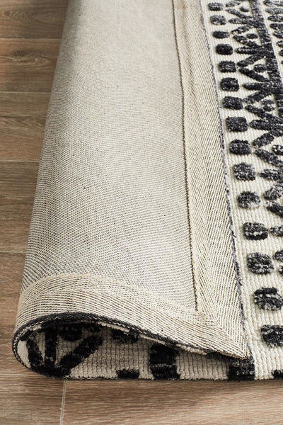 Levi Yasmin Ivory Black Rug - MODERN