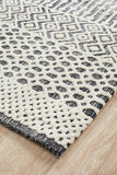 Levi Emma Ivory Black Rug - MODERN