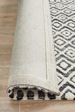 Levi Emma Ivory Black Rug - MODERN