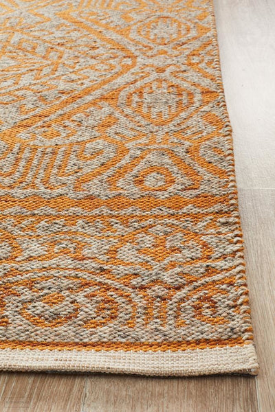 Relic Reuben Rust Natural Rug - MODERN