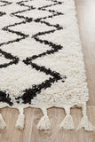 Saffron 11 White Runner Rug - MODERN