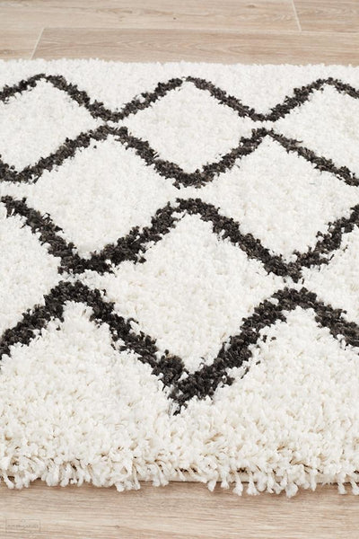 Saffron 11 White Runner Rug - MODERN