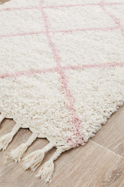 Saffron 22 Pink Runner Rug - MODERN
