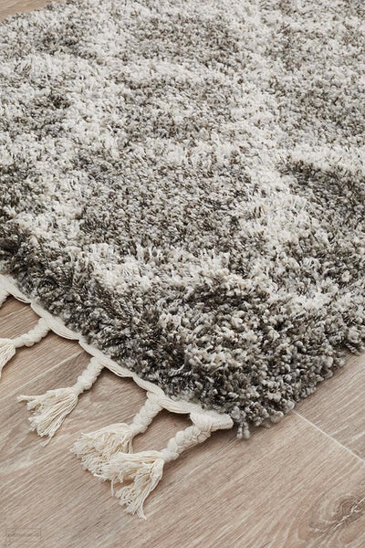 Saffron 33 Grey Runner Rug - MODERN