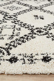 Saffron 33 White Rug - MODERN