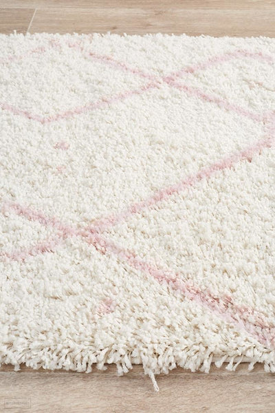 Saffron 44 Pink Runner Rug - MODERN