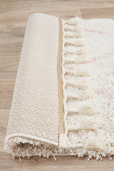 Saffron 44 Pink Runner Rug - MODERN