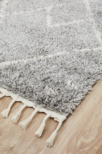 Saffron 44 Silver Rug - MODERN