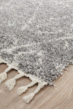 Saffron 55 Silver Runner Rug - MODERN