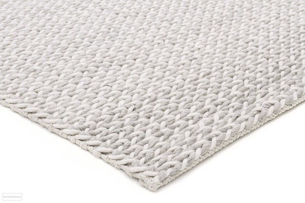Studio Helena Woven Wool Rug Grey White