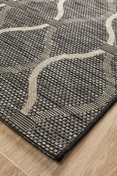 Terrace Denise Trellis Rug Black - MODERN