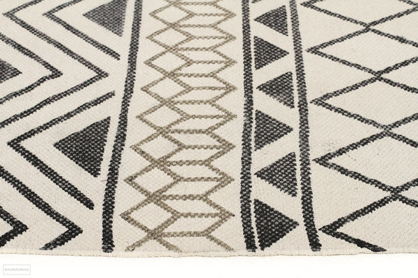 Zulu Totemic Shapes Ivory Rug